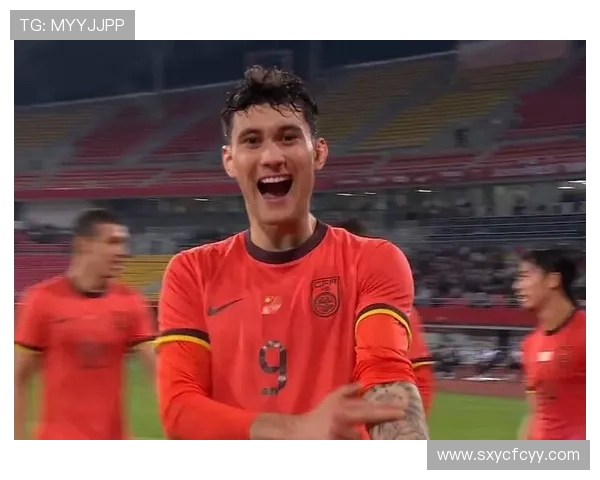 国足开场失利 拜合拉木助力黄红潮